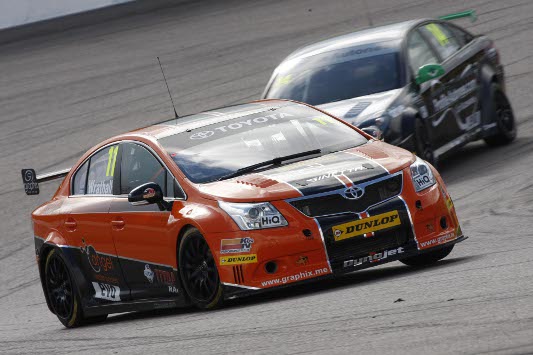 Dynojet Racing BTCC Toyota Avensis