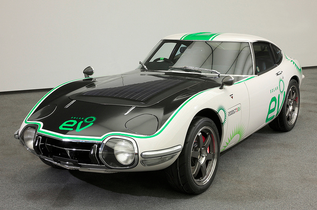 Toyota Auto 2000GT Solar EV