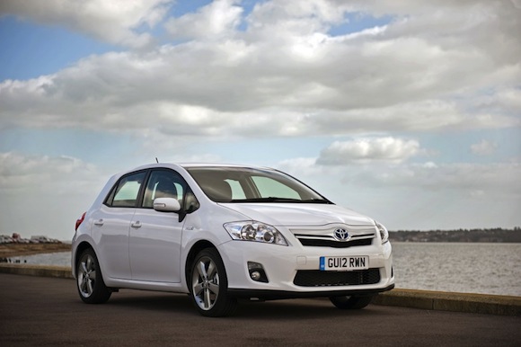 Toyota Auris Hybrid named most reliable medium car in Which? Car Survey 2012