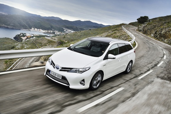 Specs for all Toyota Auris versions