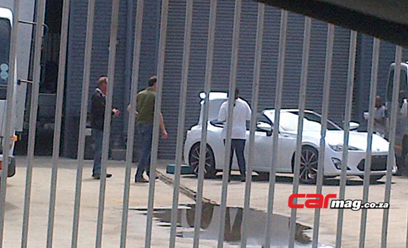 GT86open2 GT86 convertible spy shot
