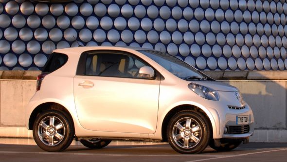 2013 Toyota iQ