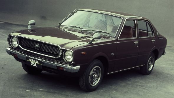 Corolla 3 saloon