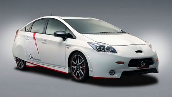 Toyota-Prius-G-Sports-concept