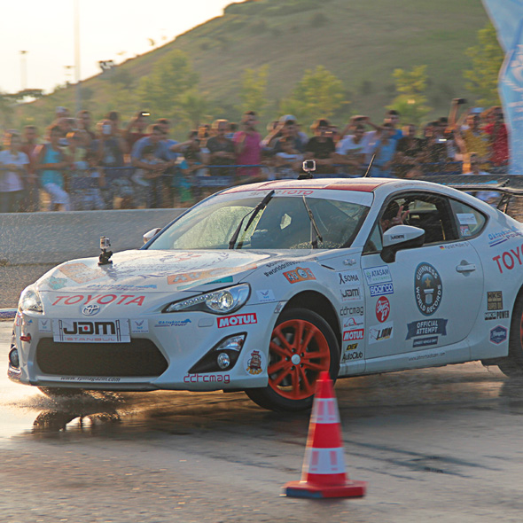 Toyota GT86 in drifting challenge