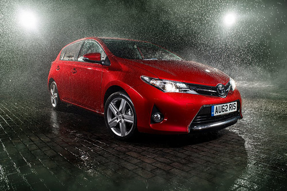 Toyota Auris rain