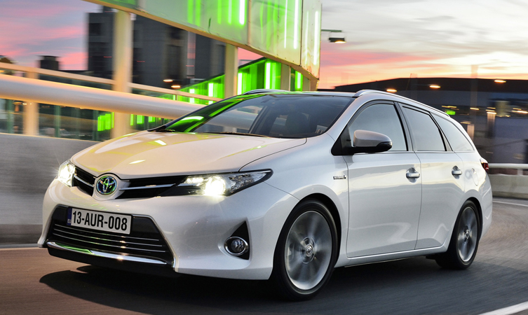 Toyota Auris Touring Sports: your questions answered - Toyota UK