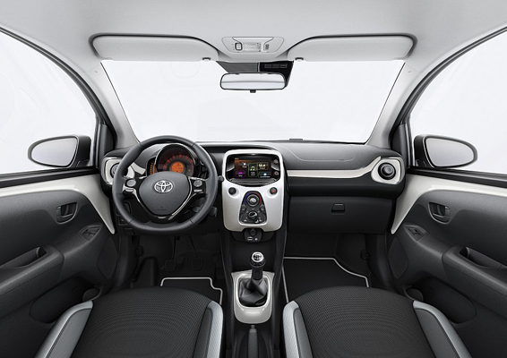 aygo x-cite interior