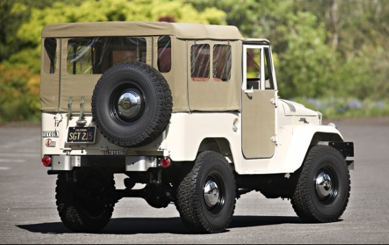 1965 FJ40 Land Cruiser