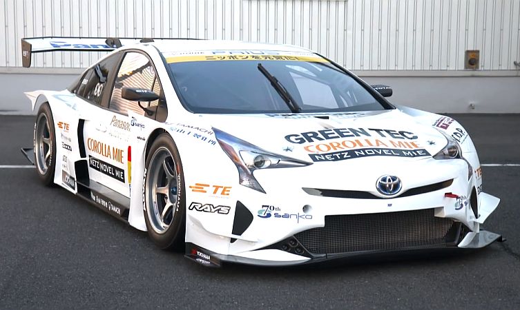 GT300 Prius 03