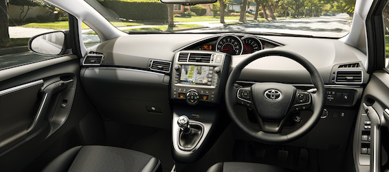 Toyota Verso 2016 interior