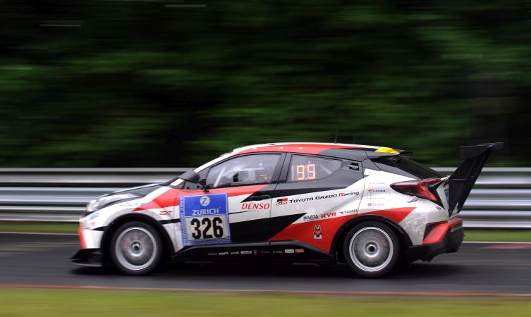 Toyota C-HR Racing successful in Nürburgring debut - Toyota UK 