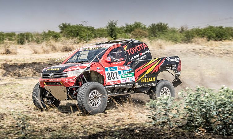 sun-city-450-hilux-evo-01