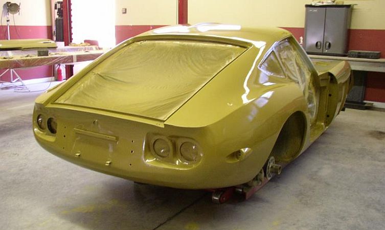 10130-2000gt-in-gold-paint