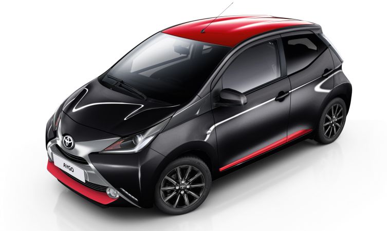 2017-aygo-x-press-02