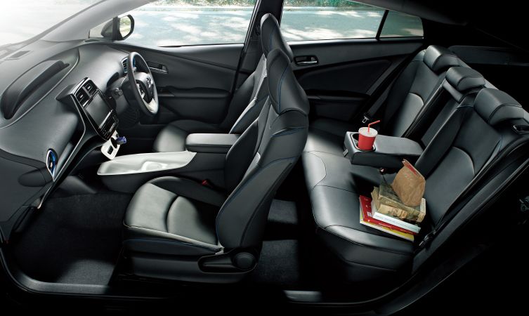 prius-interior