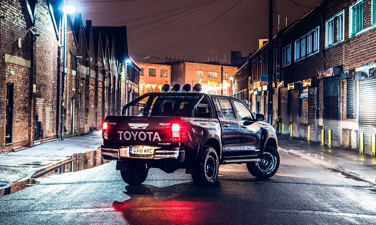 survive a zombie apocalypse - Hilux