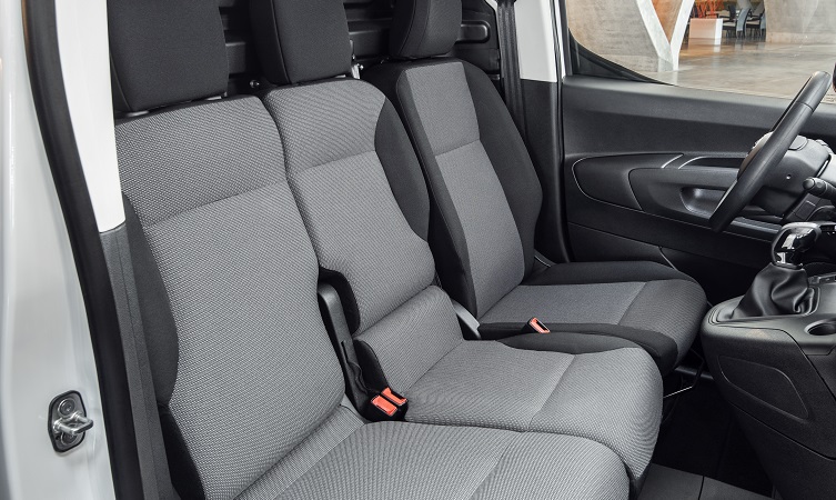 Toyota proace smart online cargo