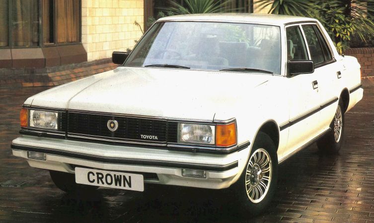 Модель Toyota crown royal saloon - super white ii