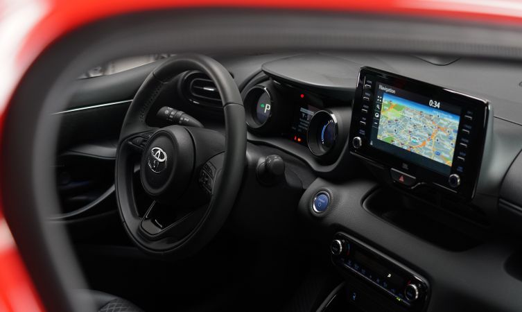 Toyota Yaris steering wheel and dash display