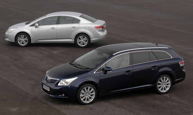 History of Avensis 