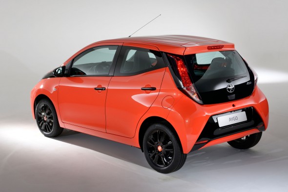 2014-Aygo-x-cite-2