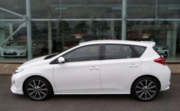 Auris TRD profile