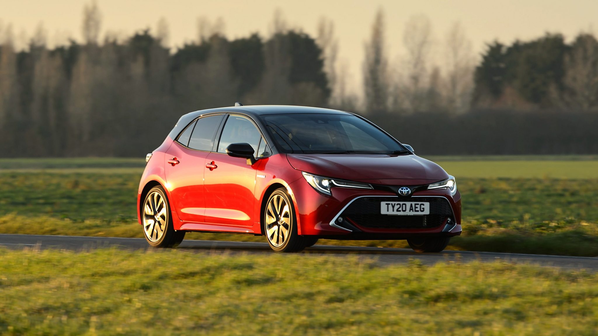 Making the most of a self-charging hybrid - Toyota UK Magazine