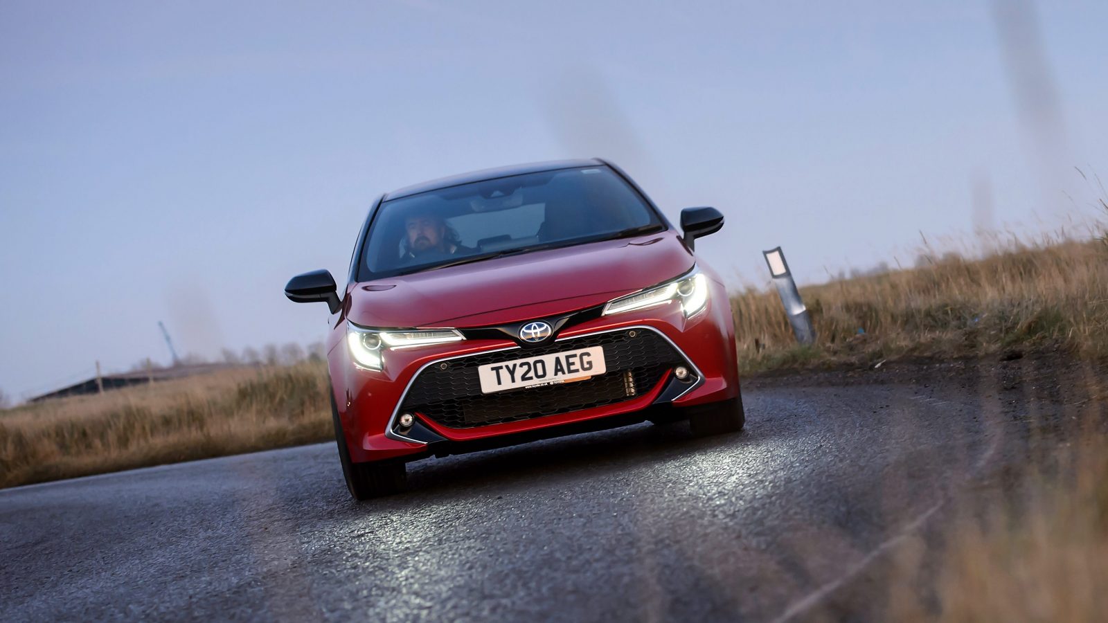 Making the most of a self-charging hybrid - Toyota UK Magazine