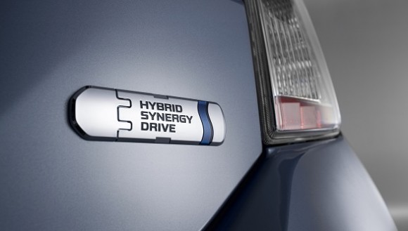 PRIUS_PLUG-IN_HYBRID_16_DET_2011