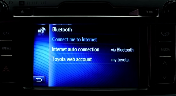 Bury CC9048 Freisprechanlage Set Bluetooth Toyota Yaris RAV4 Prius Previa