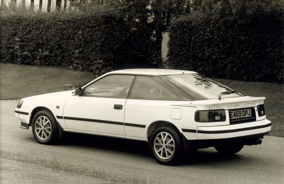  Toyota Celica GT 1987 Hinten