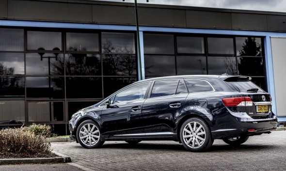 Toyota names of models Avensis