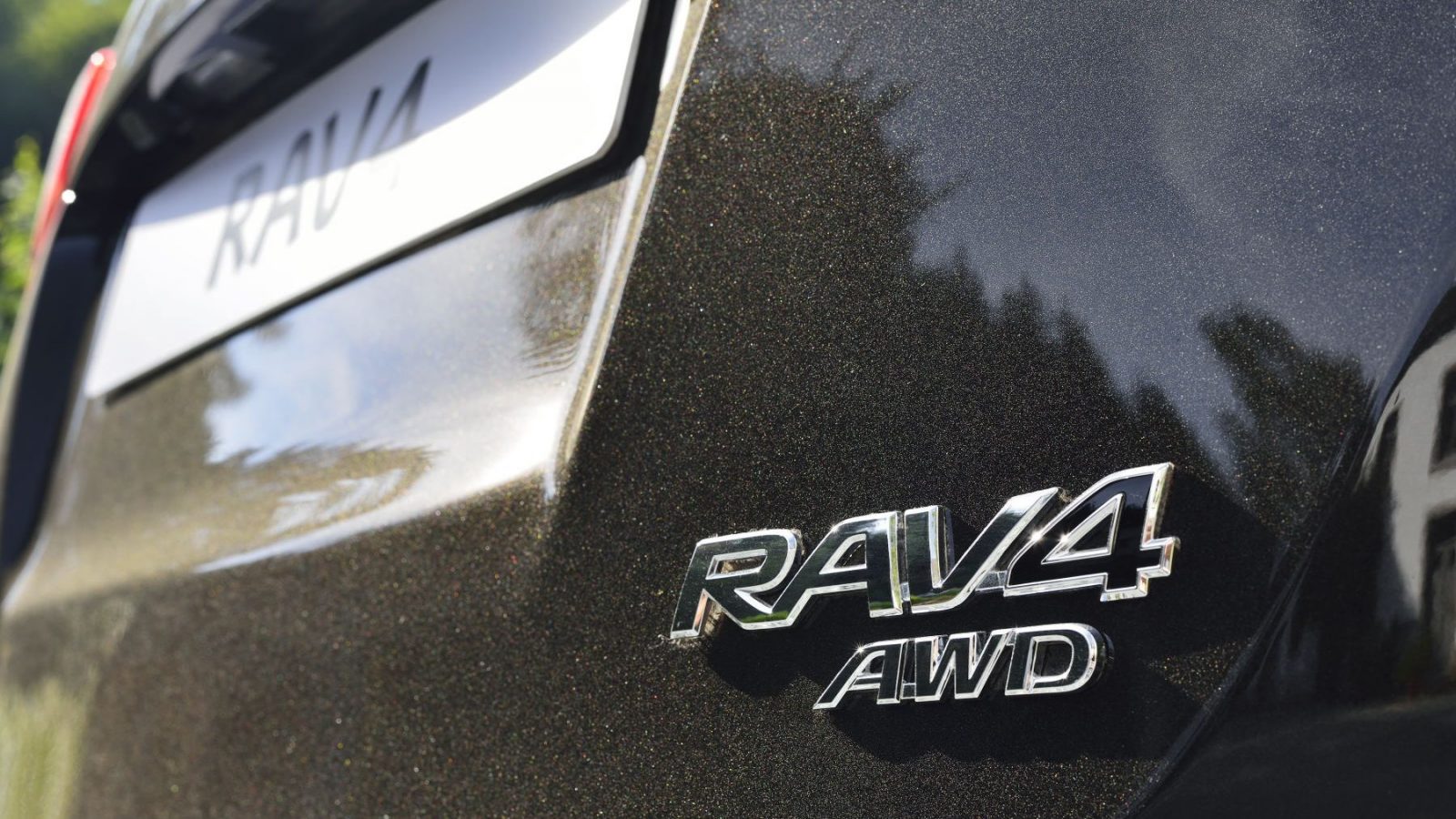 2014 Toyota RAV4 all-wheel drive badge