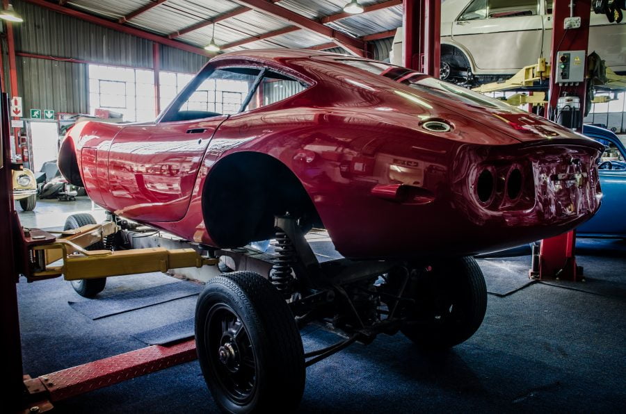 Toyota 2000GT restoration