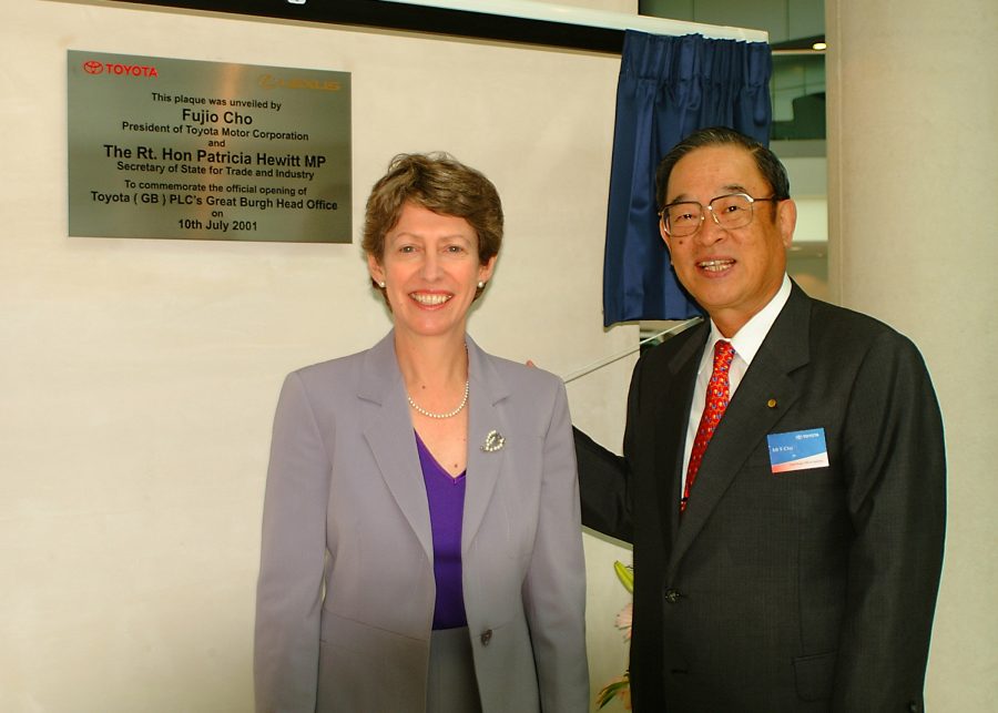 Patricia Hewitt and Fujio Cho