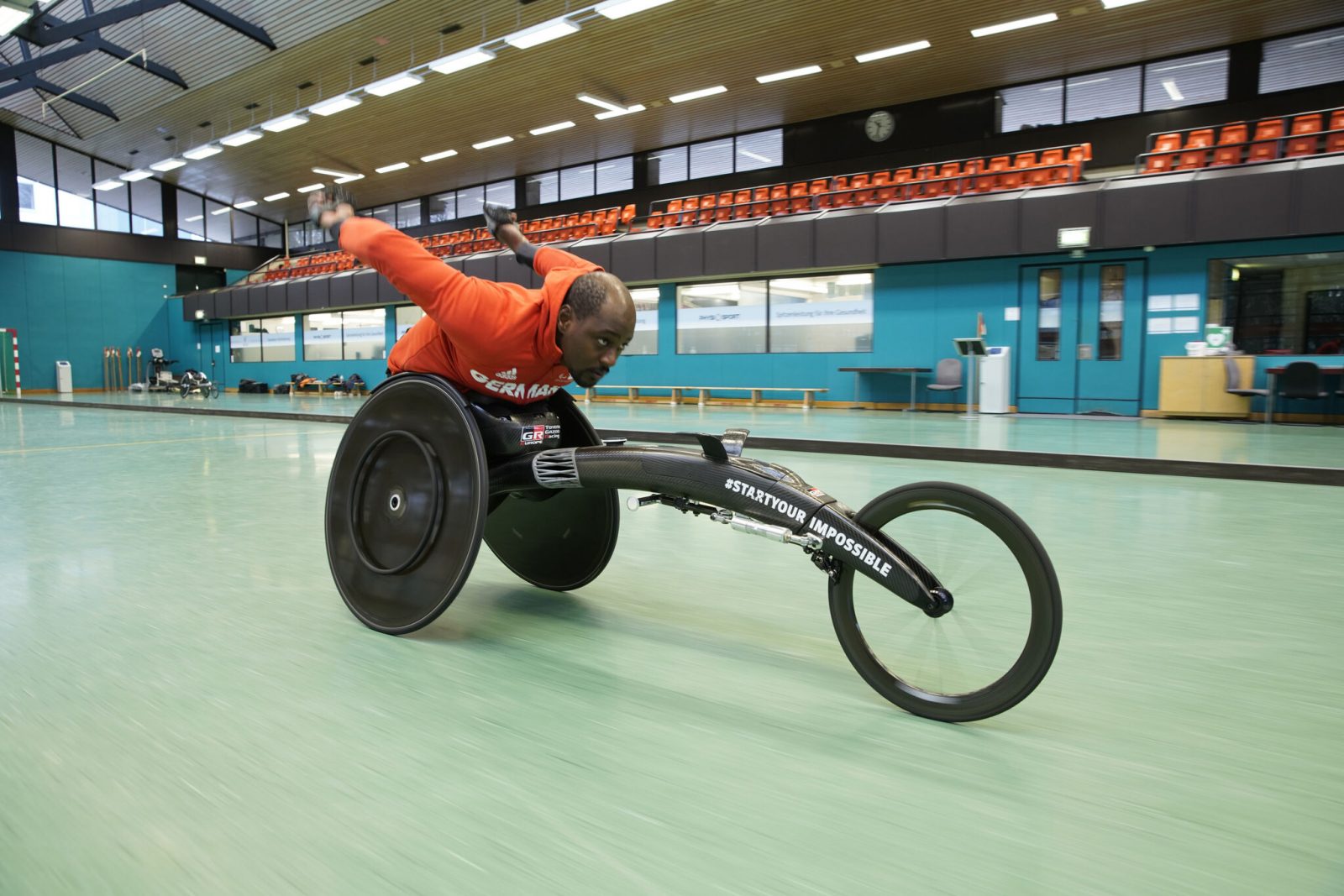 Racing technology for a racing wheelchair