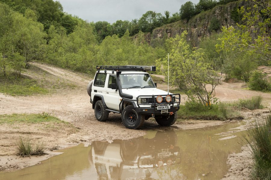 Land Cruiser FJ74