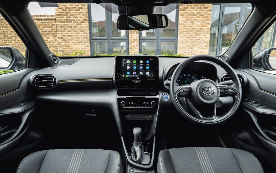 How to use Apple CarPlay in your Toyota - Toyota UK Magazine