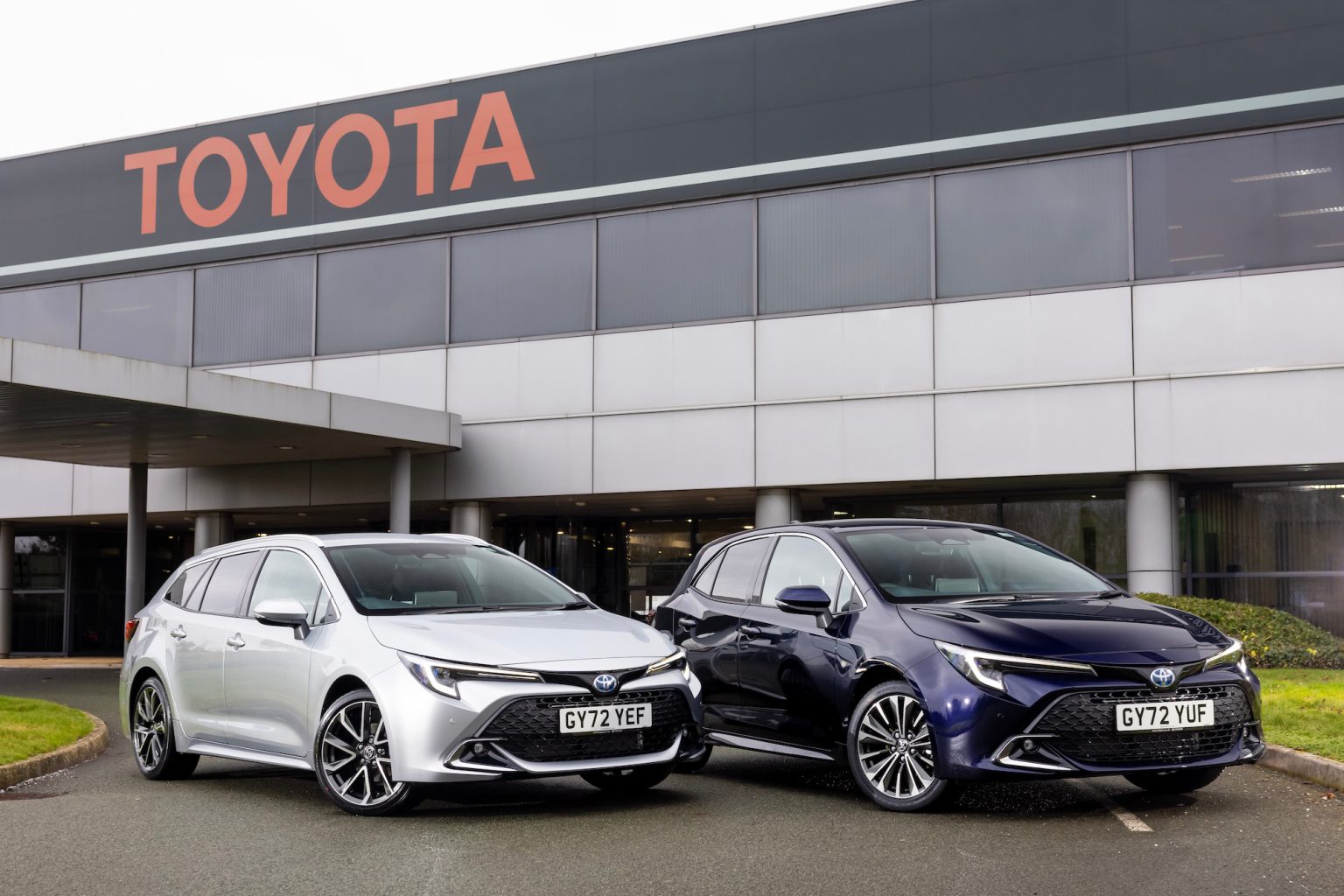 Toyota hybrid - how does it work? - Toyota UK Magazine