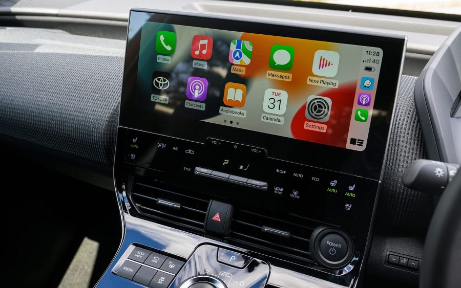 How to use Apple CarPlay in your Toyota - Toyota UK Magazine