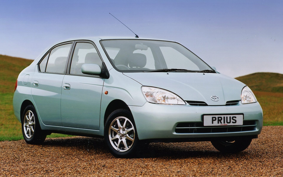 Update 127+ image are all toyota prius hybrids In.thptnganamst.edu.vn